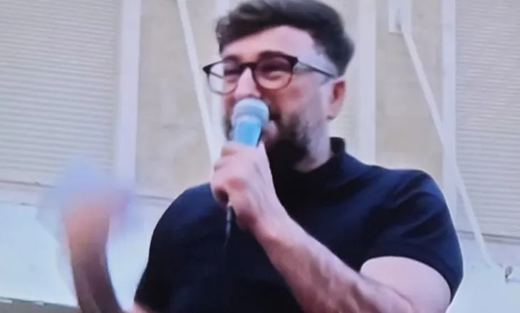 ‘Kriza demografike po vihet në harresë’/ Pedagogu nga protesta: Shqipëria po humbet të rinjtë