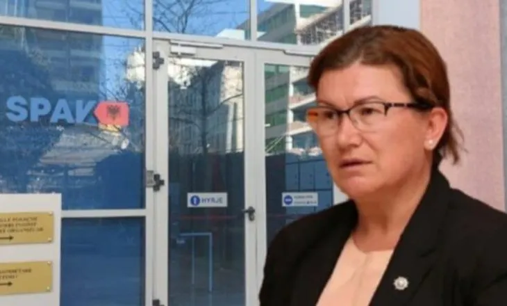 Kryebashkiakja e Roskovecit Majlinda Bufi paraqitet në SPAK