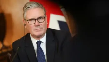 Kryeministri britanik: Ne do ta rrisim presionin mbi Putinin, derisa të ndalet lufta