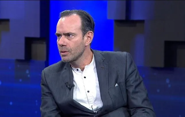 “Kryeministri  ka humbur sensin e çdo lloj metri mendor”/ Burimi: Rama është një njollë kombëtare