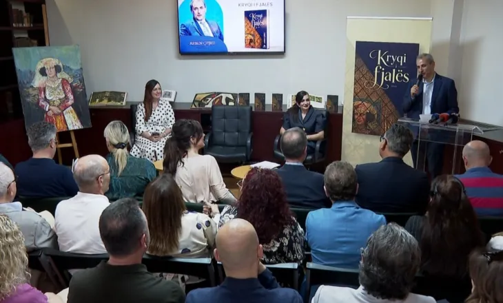 “Kryqi i fjalës” dhe liria/ Romani i Arben Çejkut sjell dramën shqiptare dhe kujtesën historike
