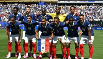 Kupa e Botës: Franca tregon “dhëmbët” që në sfidën e parë, Mbappe shkruan historinë (video)