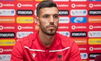 Kuqezinjtë “pensionistë” vrapojnë drejt FSHF për tu pajisur me licencën e trajnerit UEFA A