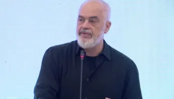 “Kur nisëm këtë rrugëtim, arsimi profesional ishte i degraduar”/ Rama: Sot jemi në kushte të tjera, 63% e atyre që…
