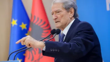 Kushtetuesja rrëzoi kërkesën për McGonigal, Berisha: E hetojmë vendimin në Strasburg
