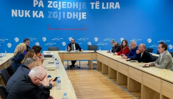 Kuvendi mbyll dyert të enjten, PD: Të zhvillojmë mocion me debat për kërkesat e protestuesve dhe raportin e PE