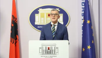 “Ky dështim mban vulën e Edi Ramës, dhe të qeverisë së tij”/Situata dramatike e shëndetësisë, ‘shpërthen’ deputeti Hoti