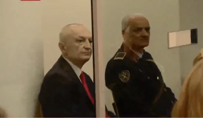 Lajmi i fundit/ Ndarja nga jeta e atit, ish-presidenti Meta reagon nga qelia