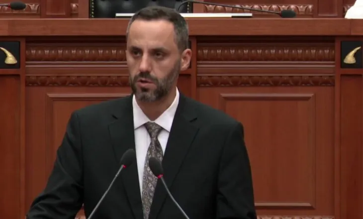 Lamallari: Nuk përjashtohen shpallje të reja “non grata” për kërcënim të sigurisë kombëtare