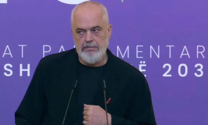 Largimi i Koçeku nga PS?/ Rama: Kalëruan këtë parti sa mundën, pastaj filluan t’i gjuajnë me këpucët e blera majë kalit