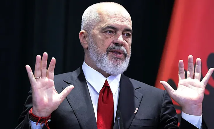 Largimi i Koçekut/ Rama: Kalëruan këtë parti pastaj filluan t’i gjuajnë me këpucët e blera majë kalit