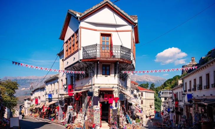 “Le Routard” për Shqipërinë: Një ftesë për të zbuluar natyrën, kulturën dhe mikpritjen shqiptare