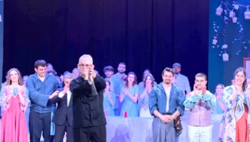 “L’elisir d’amore”, në skenë për 60-vjetorin e Universitetit të Arteve, Petrika Afezolli: Vënia në skenë e operës,…