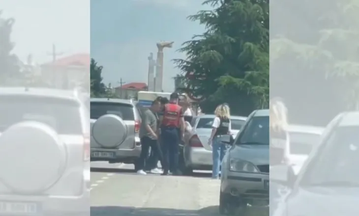 Lëvizte me armë zjarri në makinë, bie në pranga 59-vjeçari në Korçë