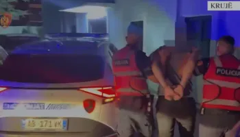 Lëvizte me pistoletë, 31-vjeçari arrestohet nga Policia te rrethrrotullimi i Rinasit