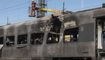 Lufta Ukrainë-Rusi/ Droni godet trenin e pasagjerëve në Krime, humb jetën makinisti