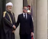 Macron mban sërish syze dielli në takimin me sulltanin e Omanit