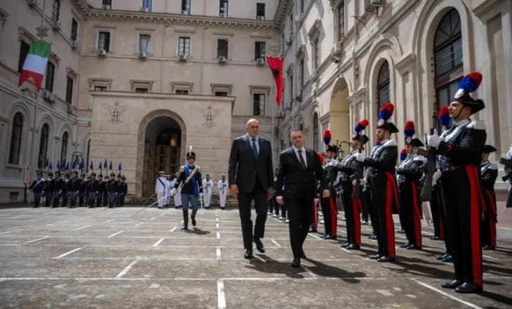 Marrëveshja për prodhimin e mjeteve lundruese ushtarake, ministri Nufi takon në Romë homologun e tij italian
