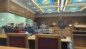 Mbahet seanca në themel ndaj Veliajt dhe 18 të pandehurve të tjerë