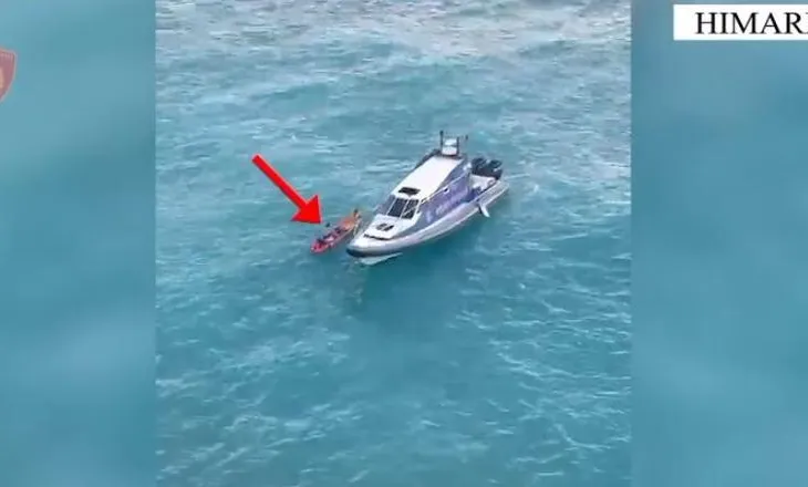 Mbetën në det të ‘hapur’ me kajak/ Policia e Himarës u vjen në ndihmë 5 turistëve në Gjirin e Filikurit