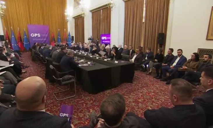 Mblidhet sot grupi i PS, në fokus integrimi në BE dhe investimi në Zvërnec! Axhenda e plotë
