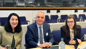 Mbrojtja e të dhënave personale/ Komisioneri Dervishi prezanton në Bruksel progresin e Shqipërisë, vlerësim nga europianët