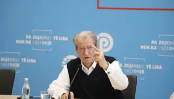 “Me në krye koordinator Agasin, këta e kanë të hapur zyrën e Ramës”/ Berisha: Regjimi i kryeministrit noton në drogë