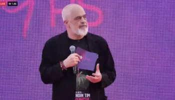 “Më thonë shiko se në protestë kanë dalë edhe tanët”/ Rama nga Shkodra: Po të kishin gojë flamingot, do tregonin historinë se nuk vinin në Shqipëri nga pushkët dhe…