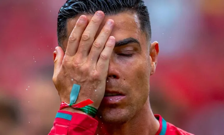 Mediat shpërthejnë kundër Ronaldo pas barazimit dhe sulmojnë trajnerin Martinez: Ka frikë ta ulë në stol