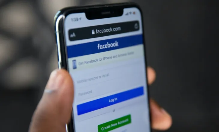 Meta “fik dritat”, bien në të gjithë botën rrjetet sociale
