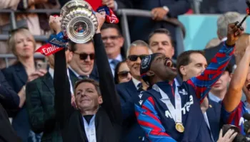 Milan pret Rangnick dhe takon Glasner, është njeriu i përzgjedhur për pankinën, në garë edhe Jaissle dhe Pochettino.
