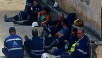 Minatorët e Bulqizës vijojnë bojkotin e punës/ Kërkojnë rritje pagash, përmirësim të kushteve të punës dhe më…