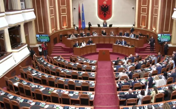 Miratohet me 84 vota amnistia penale