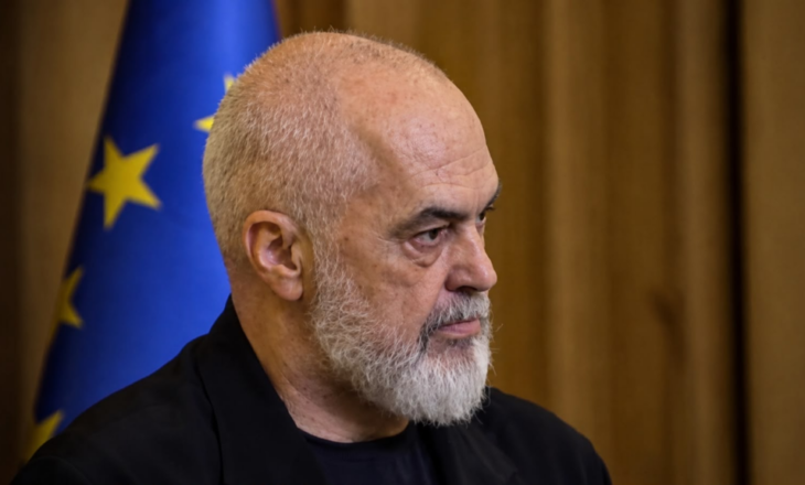 “Mos u dorëhiq, këta s’janë alternativë”, Rama ndan mesazhin e një qytetari