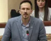 “Mos vazhdoni me teatrin patetik”/ Kuvend, Muçi: Qeveri e krimbur, dhe kalbur nga korrupsioni