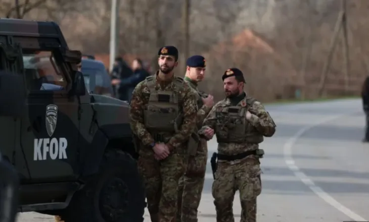 NATO: Situata në Kosovë është përmirësuar, po rishikohet numri i trupave të KFOR-it