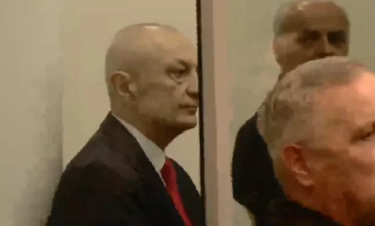 Ndërron jetë babai i Ilir Metës, kreu i PL kërkon leje të dalë nga qelia për ceremoninë mortore