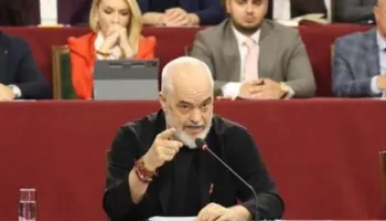 “Ndërtime vetëm te pronat private me…”/ Rama humbet ‘durimin’ dhe i bie tavolinës: Laguna nuk preket