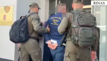 Në kërkim ndërkombëtar për narkotikë, ekstradohen në Tiranë nga Dubai 6 personat e përfshirë në grupe kriminale