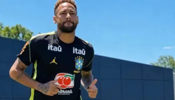 Neymar stërvitet për herë të parë në fushë pas një muaji, objektivi është të luajë në fazën eliminatore