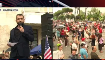 ‘Nga dorëheqja e panegociueshme e Ramës e kabinetit të tij te qeveria transitore’ – Protestuesit ripërsërisin kërkesat e tyre