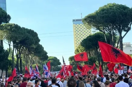 Nga Europa në SHBA e Kanada/ Protestat e shqiptarëve përfshijnë nesër kryeqytetet kryesore të botës (LISTA)
