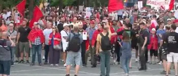 Nis marshimi nga sheshi “Skënderbej”/ Shqiptarët kërkojnë dorëheqjen e panegociueshme të Ramës