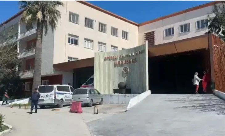 Një i plagosur me thikë transportohet me urgjencë në spitalin e Vlorës, policia nis hetimet