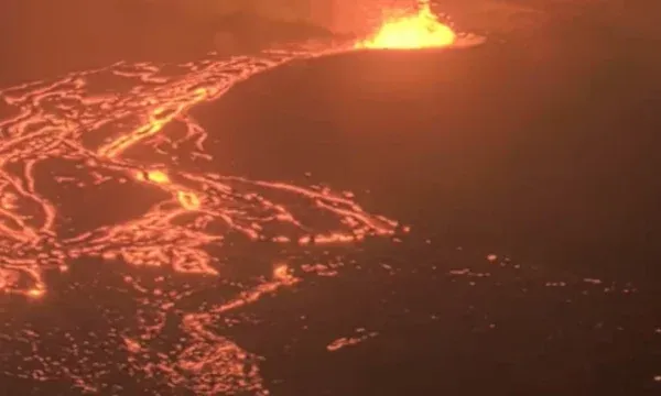 Një nga më aktivët, shpërthen sërish vullkani në Hawaii