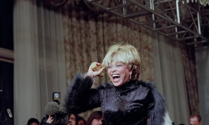 Një rol i pazakontë që Tina Turner mezi e pranoi u bë një pikë kthese në karrierën e saj