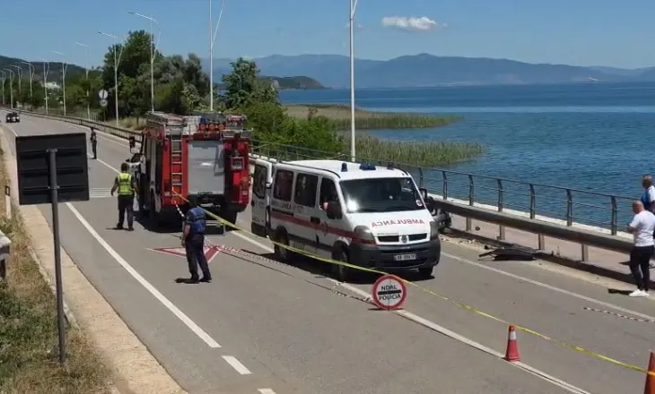 Një viktimë nga aksidenti në Pogradec, disa të plagosur në gjendje të rëndë