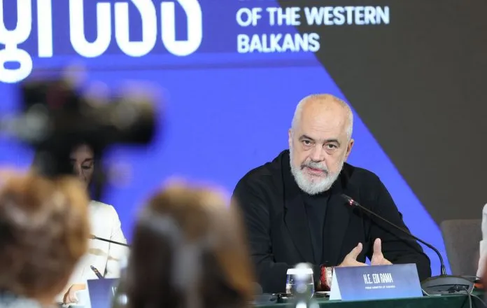 “Nuk duhet humbur kurrë një krizë e mirë”, Rama për Italpress: Protestat? Është përmbysur një parim themelor: Akuzuesit të sjellin prova!