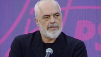 “Nuk ju kam tradhtuar dhe nuk do e bëj kurrë!”, Rama flet nga Berati për çështjen e Zvërnecit
