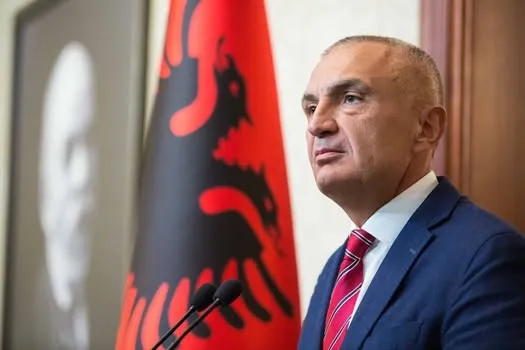“Nuk ka as censurë, dhe as bunker që fsheh të vërtetën”/ Meta zbardh kërkesën për GJKKO: Dërgoni letër-porosi në SHBA